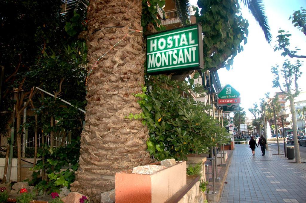 Hostal Montsant Salou Exteriör bild